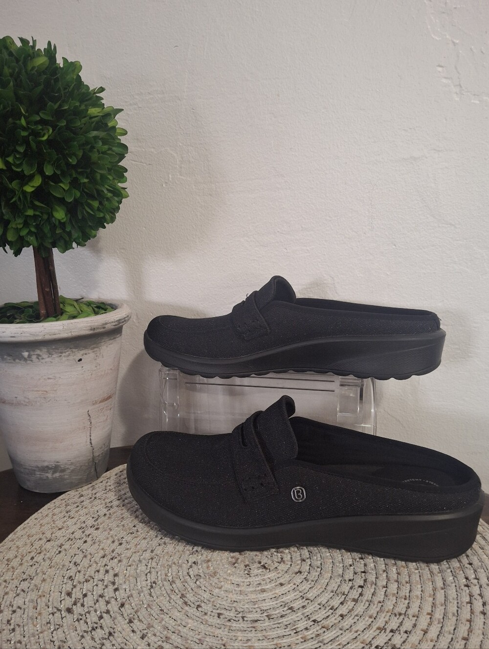 Bzees Black Slip-On Comfort Clog Size 10
